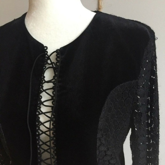 FOXIEDOX BNWT Lace-up Velvet Lace Plunge Black - Picture 3 of 6